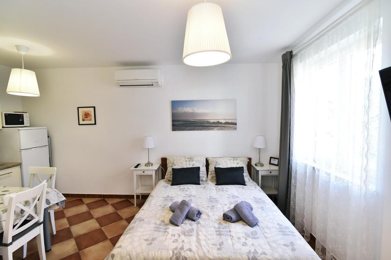Apartments Luni 巴斯卡 外观 照片