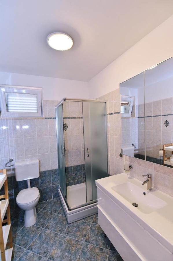 Apartments Luni 巴斯卡 外观 照片
