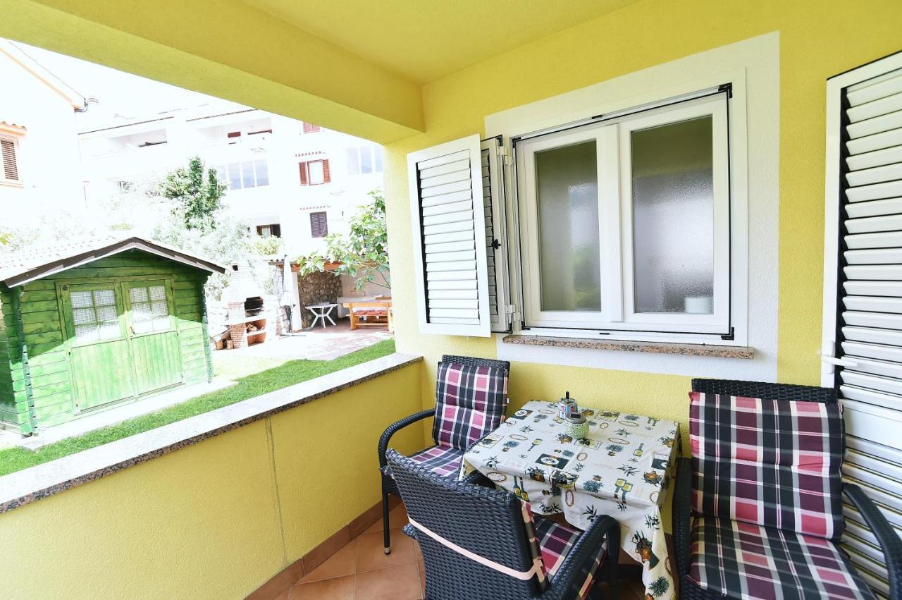 Apartments Luni 巴斯卡 外观 照片