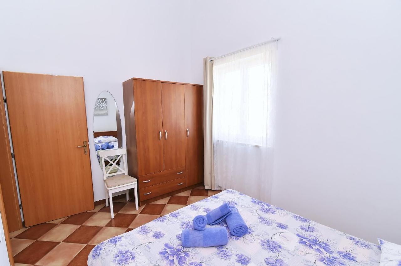Apartments Luni 巴斯卡 外观 照片